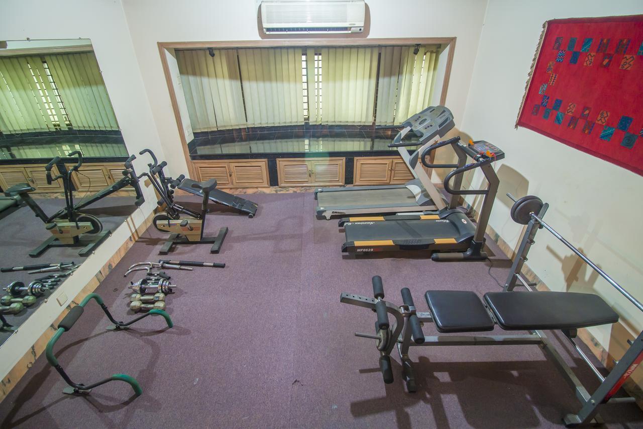 Hotel Swiss Park Dhaka Buitenkant foto