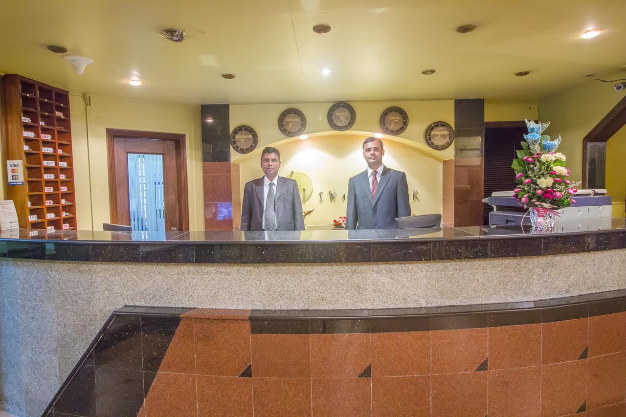 Hotel Swiss Park Dhaka Buitenkant foto